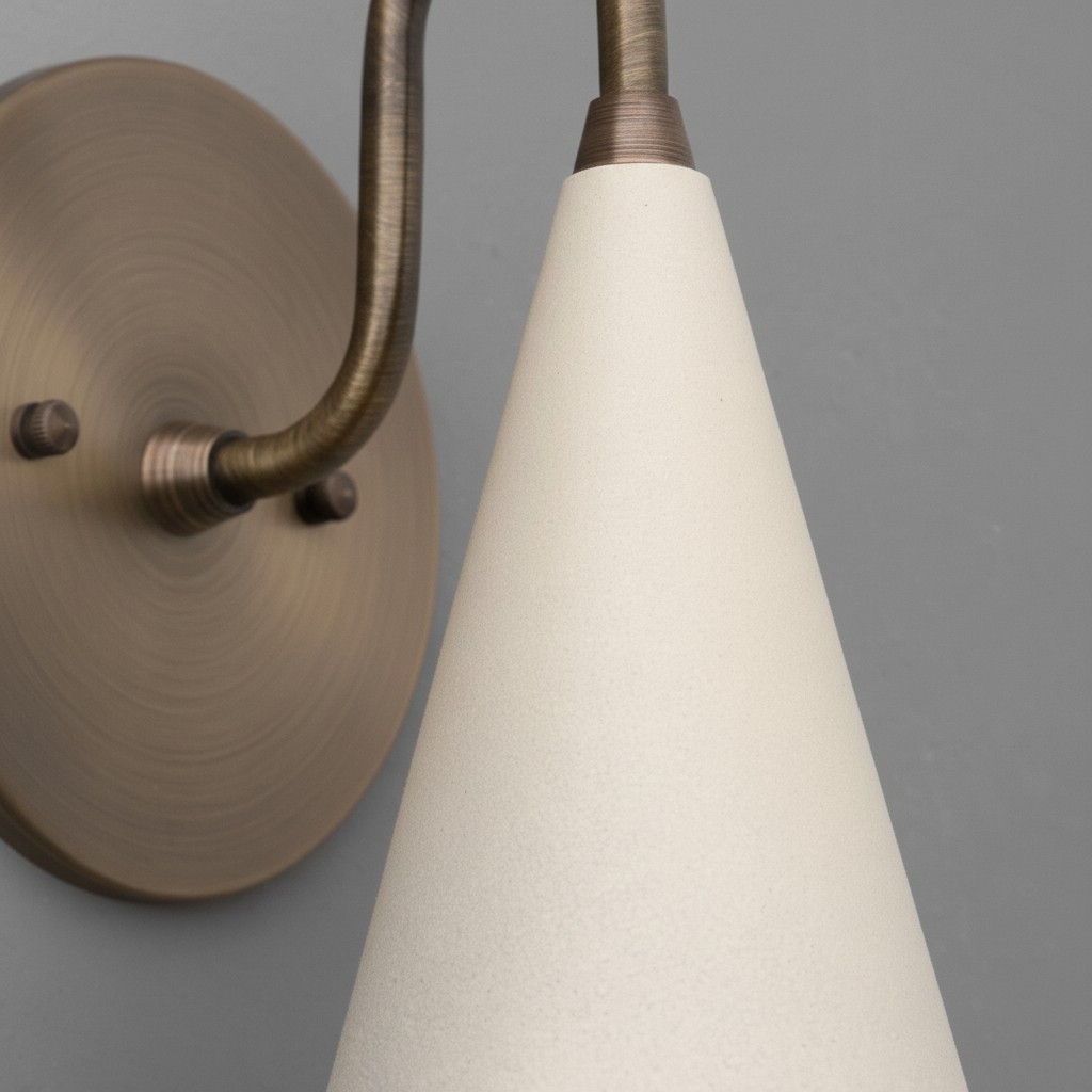 Nahaufnahme des Curva Metal Kegelschirms