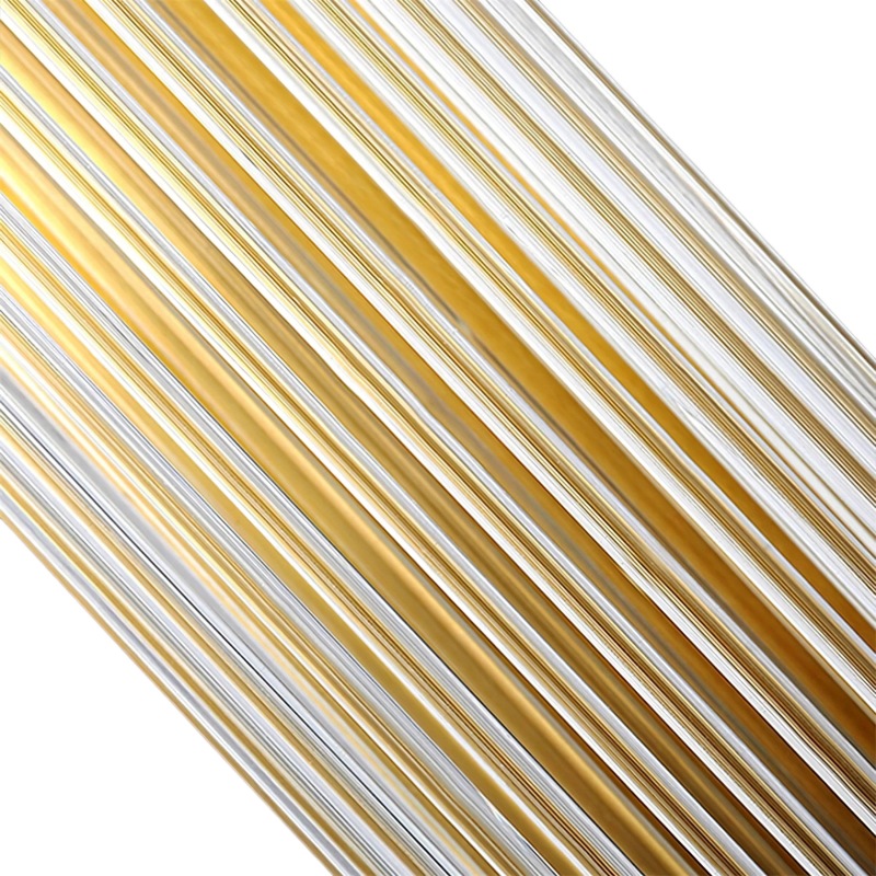 Klares geriffeltes Glas der Wandleuchte