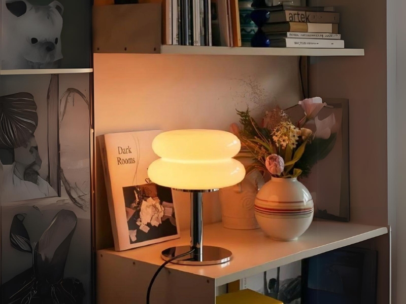 Bauhaus Glas-Tischlampe