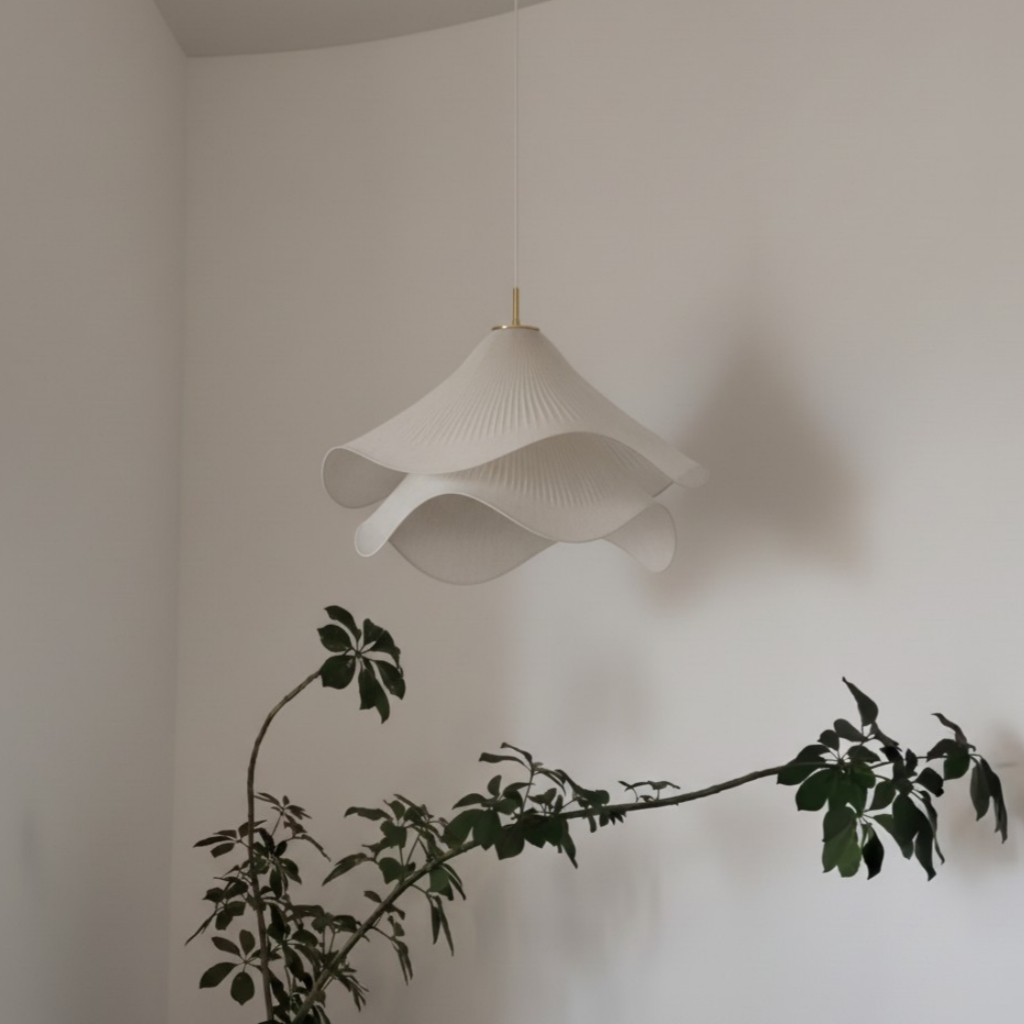 Kundenfoto der Pendelleuchte an einer Wand