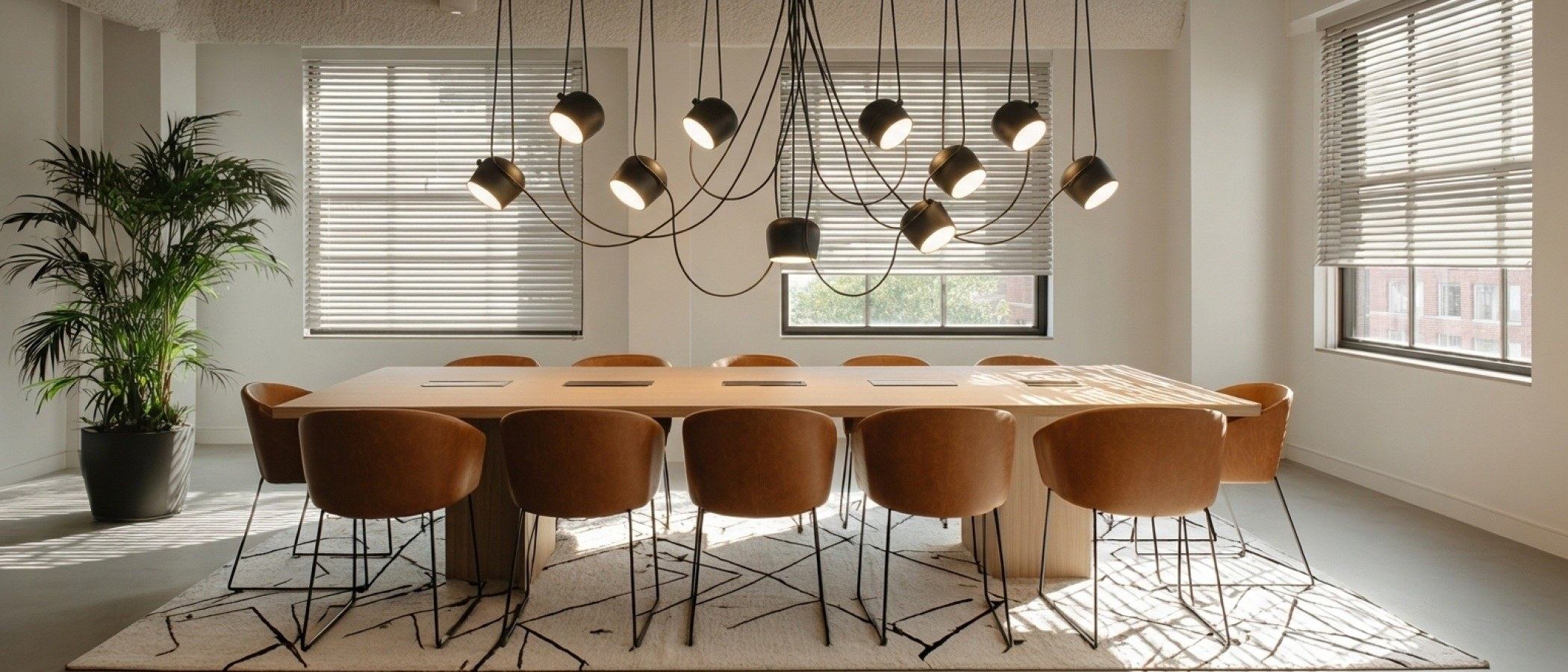 Aim Multi Light Pendant im Esszimmer