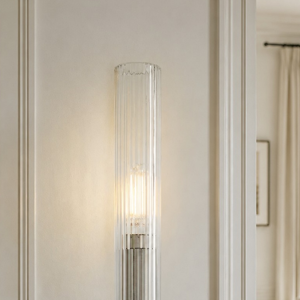Bravira Wandleuchte mit leuchtendem Glaszylinder