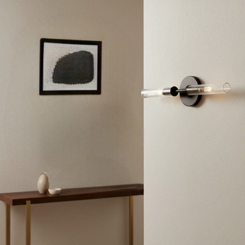 Bravira Wandlampe in einem Flur