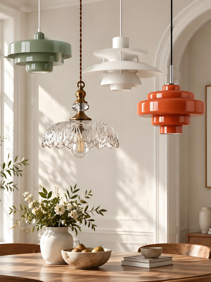Selection of best-selling plug-in pendant lights