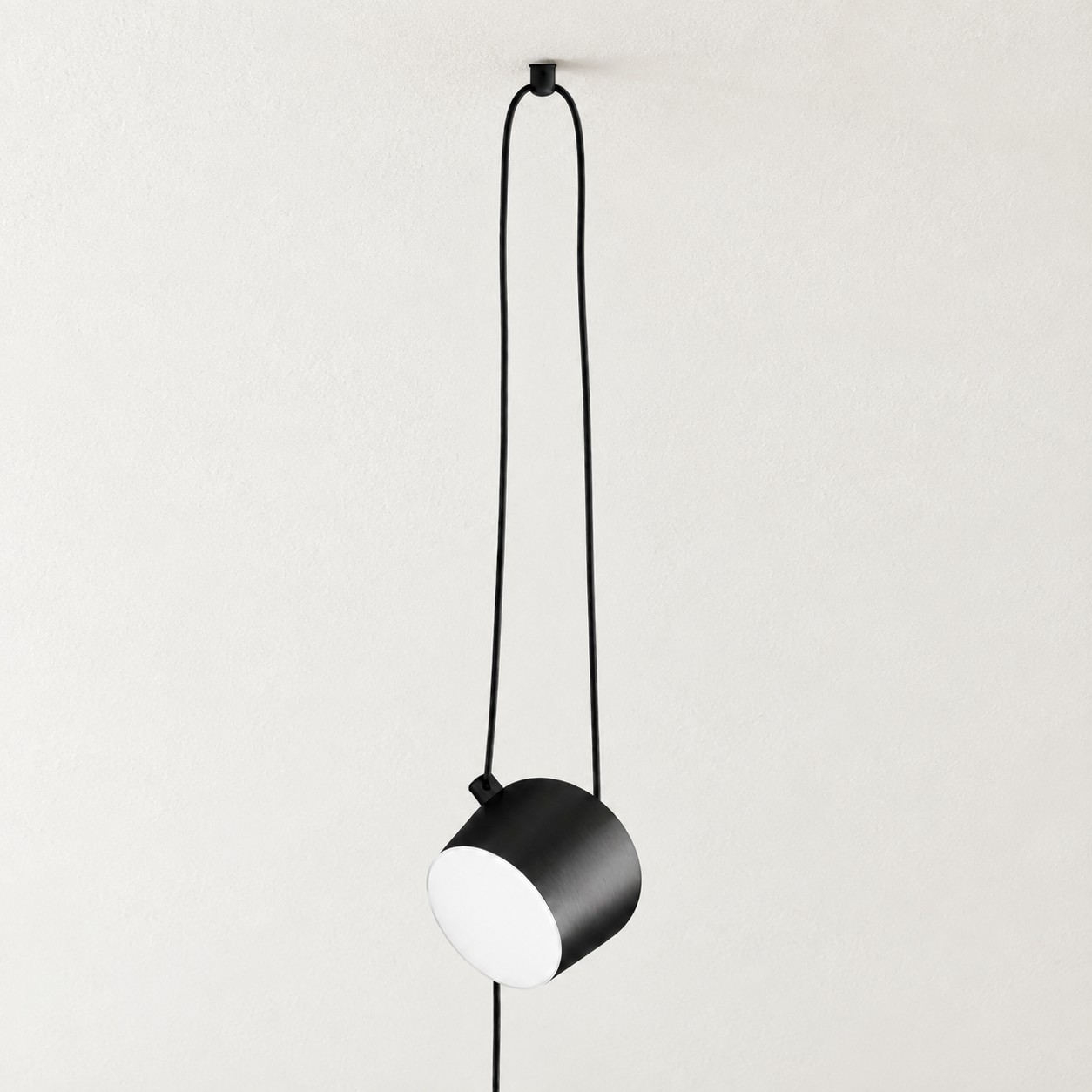 Aim pendant 1-head czarny configuration