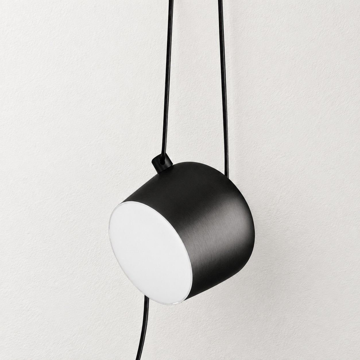 Aim pendant one-head SKU
