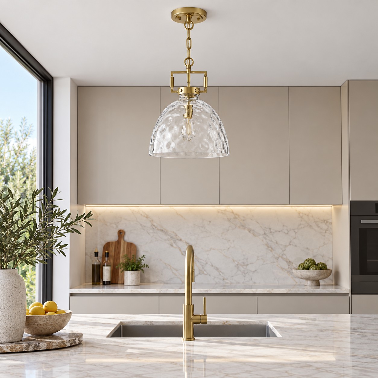 Clear Hammered Glass Pendant Light — Adjustable Chain — 13.8 inch / 35 cm, Gold, Chrome